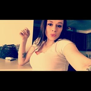 Meet your Posher, Alyssa